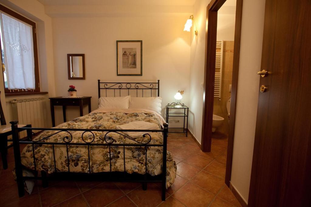 Hotel Il Vecchio Noce Brugnato Zimmer foto
