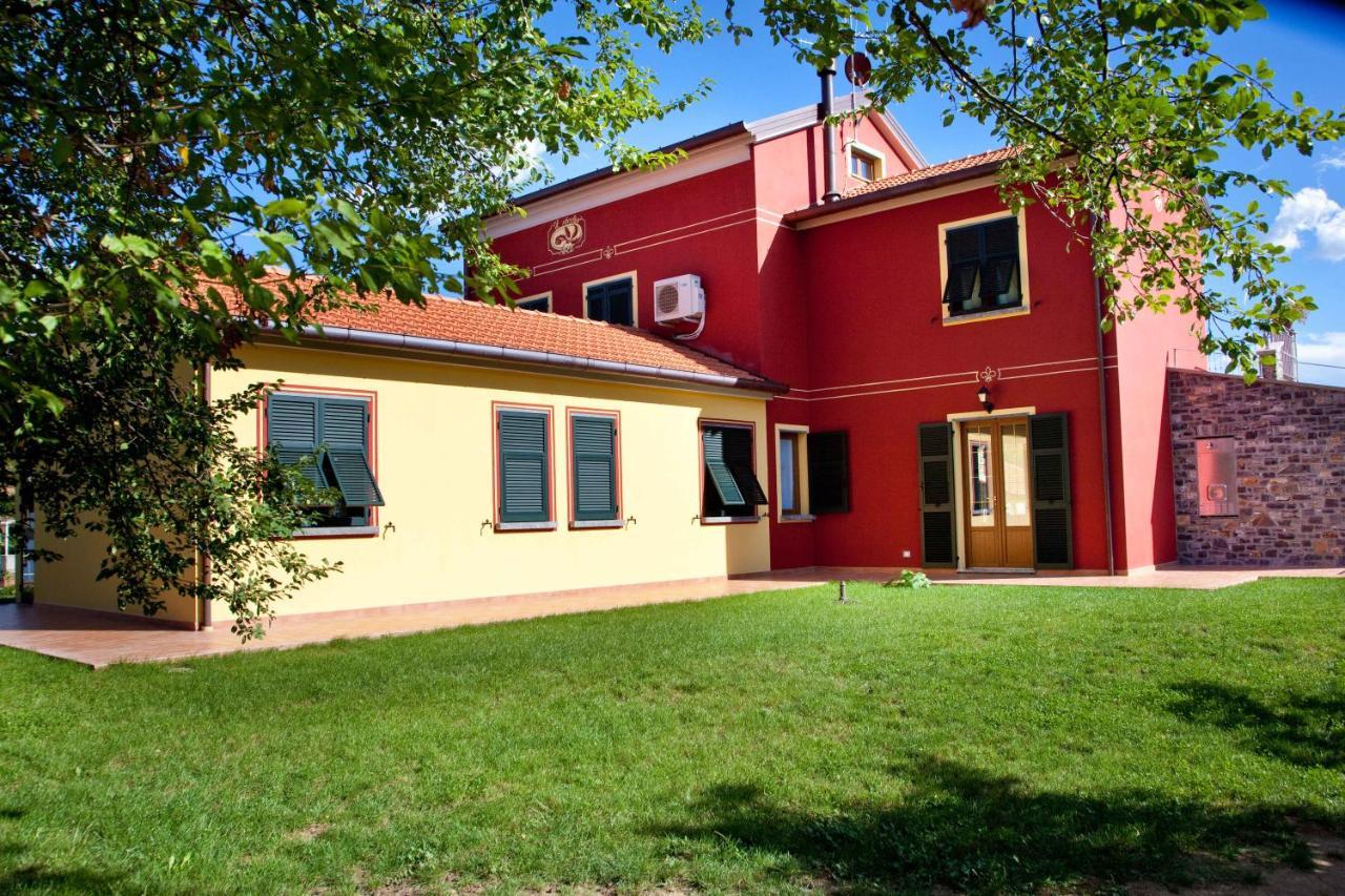 Hotel Il Vecchio Noce Brugnato Exterior foto
